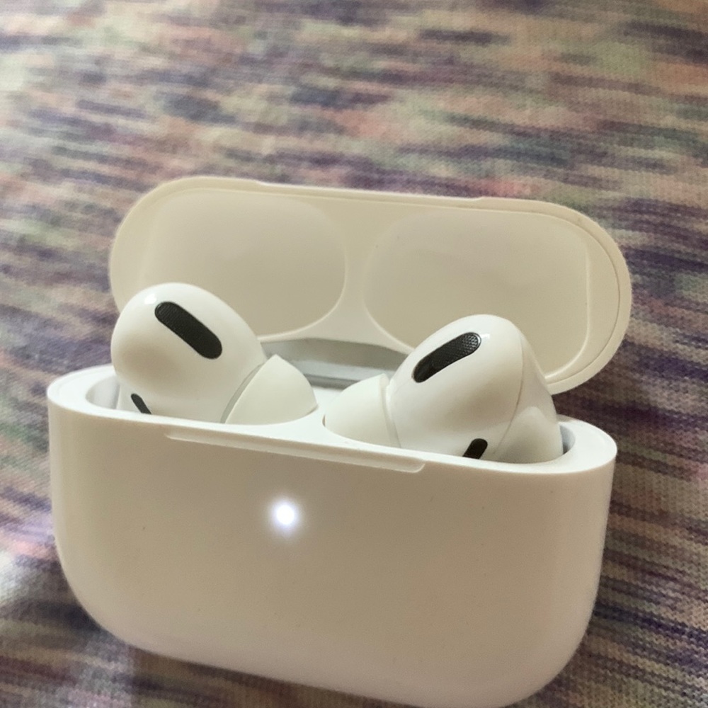 these AirPods get the job done with easy noise canceling and transparency mode!